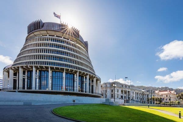 Can the centre in New Zealand politics hold?
